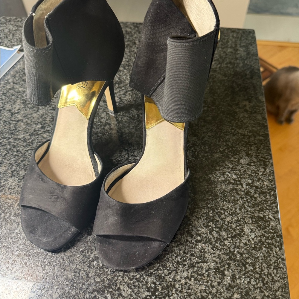 Chic Black Open-Toe Heels 4”